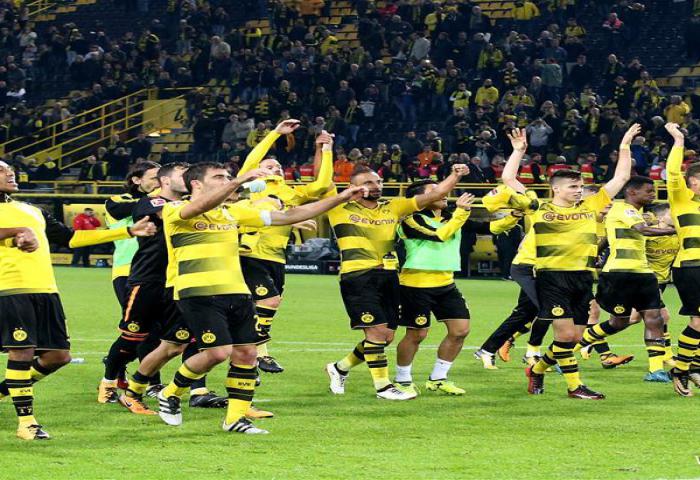 Borussia Dortmund Hancurkan Cologne